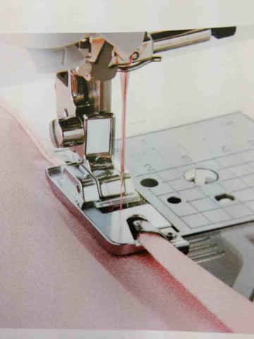 Narrow Hemmer Foot (XC1945002) (F003N)